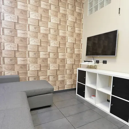 La Bomboniera Apartment *